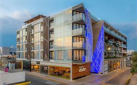 The Fives Downtown Hotel & Residences, Curio Collection By Hilton